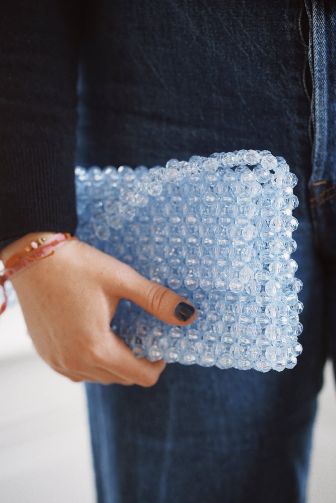 BLUEBERRY - Studio Seven Zürichstudiosevenzurich handmade beaded bag Perlentasche