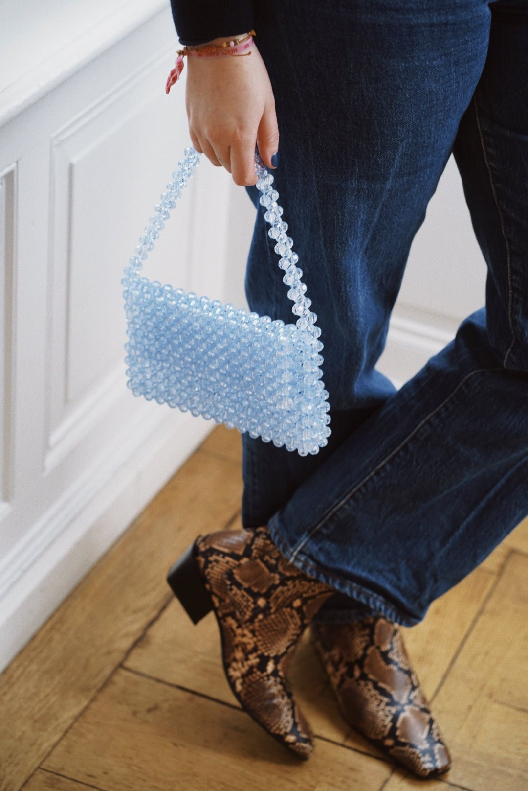 BLUEBERRY - Studio Seven Zürichstudiosevenzurich handmade beaded bag Perlentasche