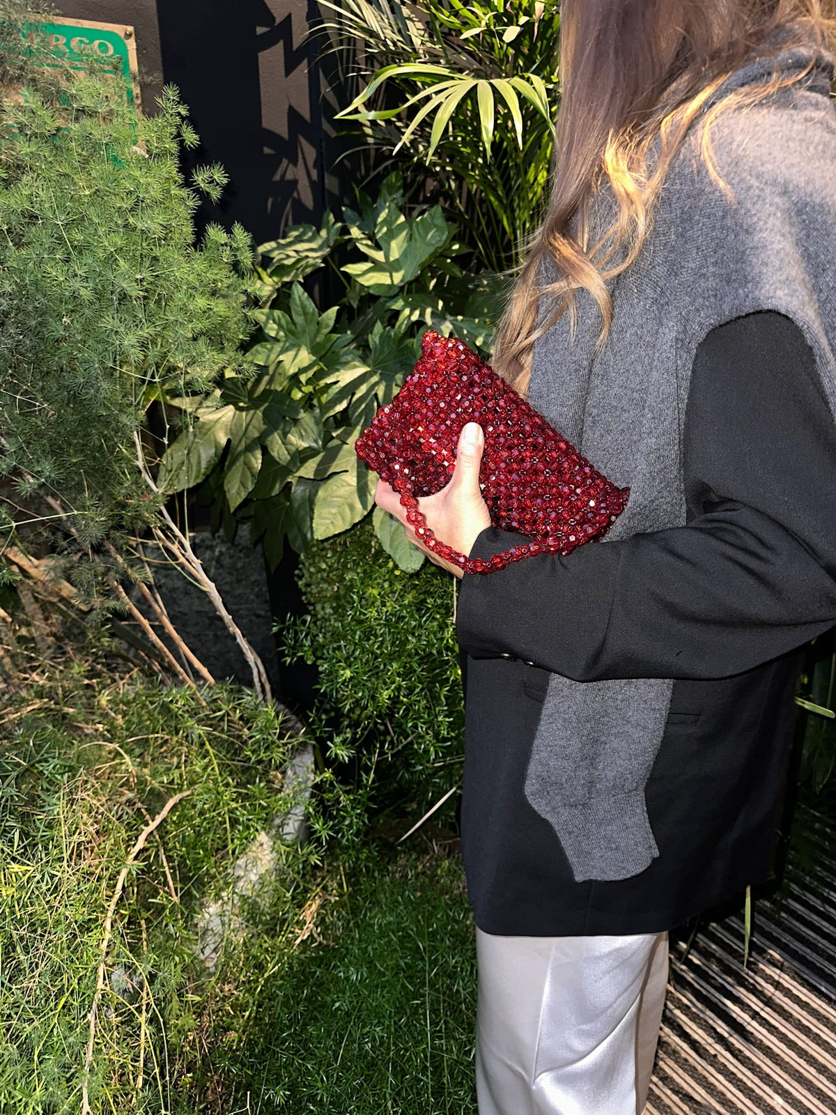 CHERRY - Studio Seven Zürichstudiosevenzurich handmade beaded bag Perlentasche